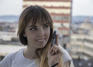 Moje iskustvo kao Avon Dama – Kako sam zaradila Moje iskustvo kao Avon Dama - kako sam zaradila; Foto kovalska.rs